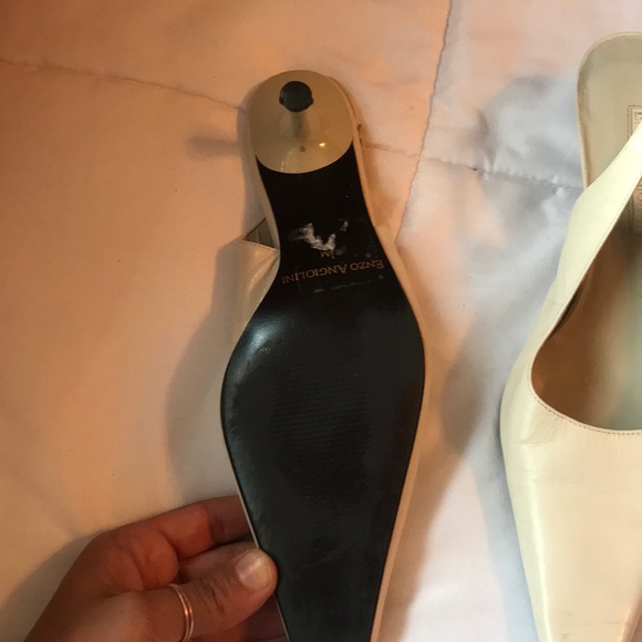 Shoes - Picture 3 of 4